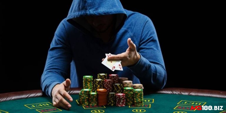 Tìm hiểu ngay các loại cược ( Bet) trong trò chơi poker cực kỳ thú vị
