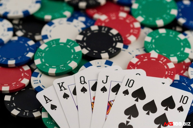 Cược trong poker là một hình thức đặt cược để tham gia vào các ván chơi