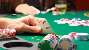 Cách đọc bài Poker: Top 5 cách đọc chuẩn xác và hiệu quả nhất