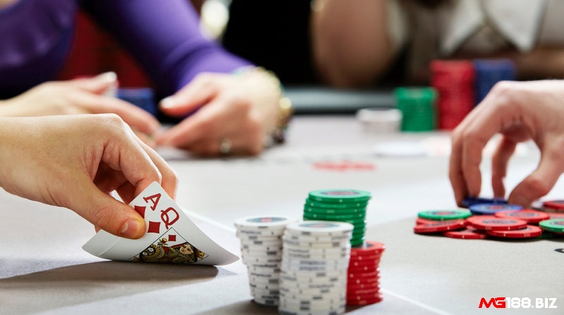 Lựa chọn vị trí thích hợp để tăng hiệu quả Steal Poker nhé!