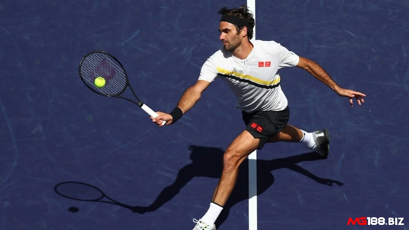 Roger Federer được biết đến với biệt danh tàu tốc hàn