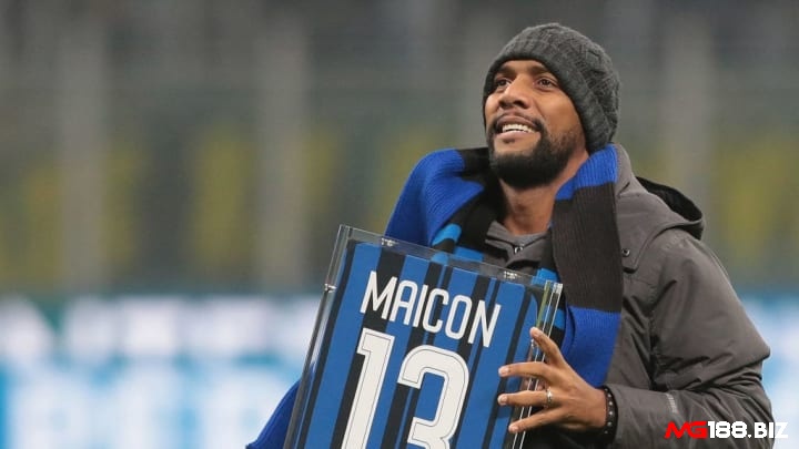 Maicon là hậu vệ trong đội hình xuất sắc nhất Inter Milan