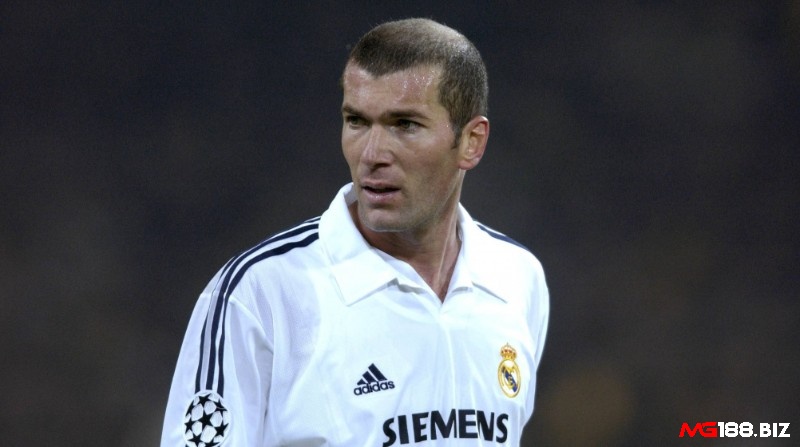 Đội hình xuất sắc nhất Real Madrid - Zinedine Zidane