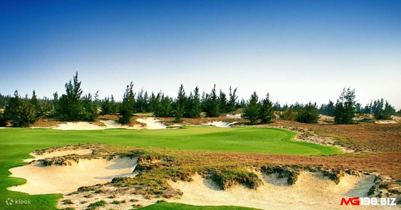 BRG Golf Resort với tầm nhìn hướng ra bãi biển