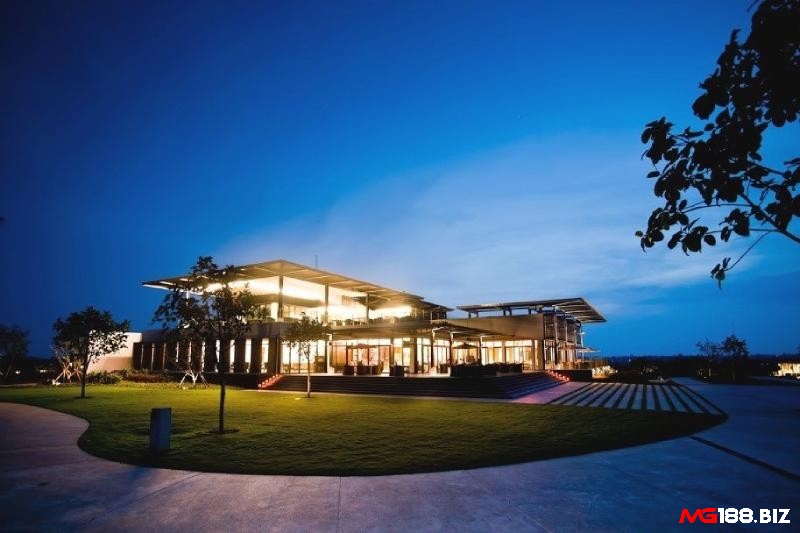 Nhà câu lạc bộ của BRG Đà Nẵng Golf Clubs 