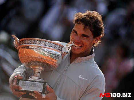 Giành giải cao nhất trong Roland Garros lần thứ 9