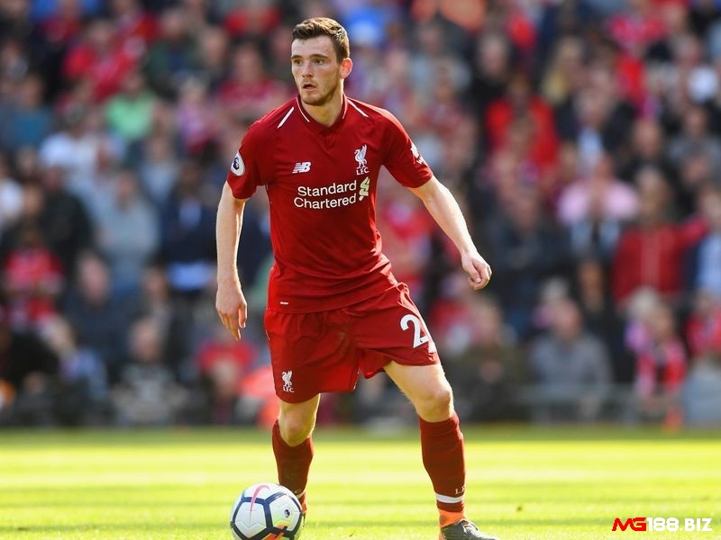 Ngôi sao trẻ Andrew Robertson nằm trong đội hình xuất sắc nhất Liverpool ở Premier League