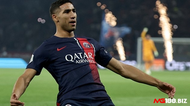 Đội hình xuất sắc nhất PSG - Achraf Hakimi