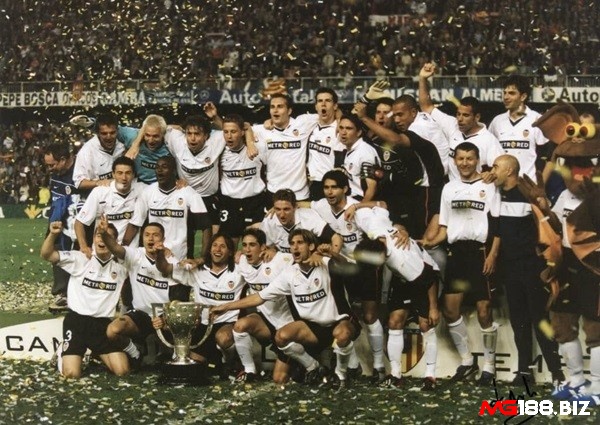 Lần cuối Valencia lên ngôi vô địch La Liga là vào mùa giải 2004