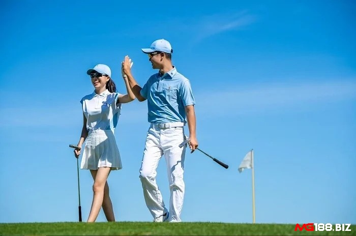 Luật chơi golf về sân thi đấu