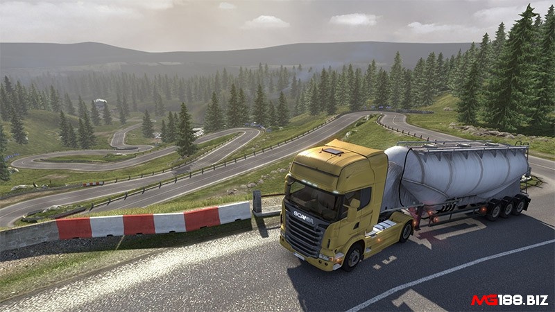 Scania Truck Driving Simulator lái xe tải qua những cung đèo hiểm trở